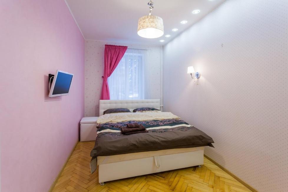 Апартаменты Дворец Спорта Kiev Buitenkant foto